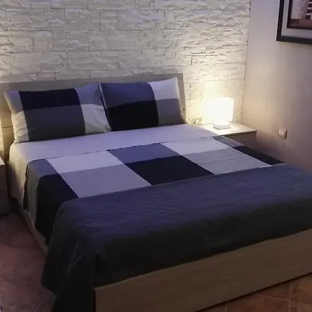 Holiday home Calarossa *