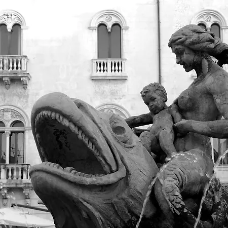 Calarossa Syracuse