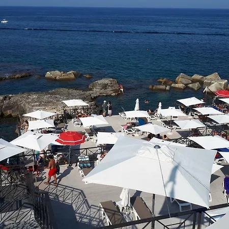 Calarossa * Syracuse